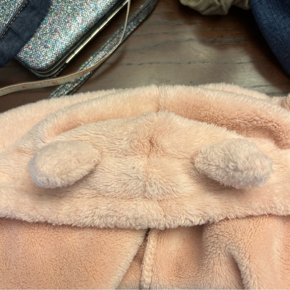 🍭Carters Blush  Pink Fuzzy Baby Hoodie with ears 6 months pockets - Picture 6 of 6